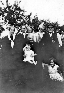 F12 Familie Nijendijk zomer 1932